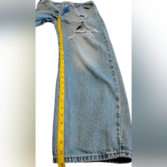 Levi's Premium Baggy Dad | VGUC Distressed Vintage Look And Feel | Size 24 - Picture 10 of 13